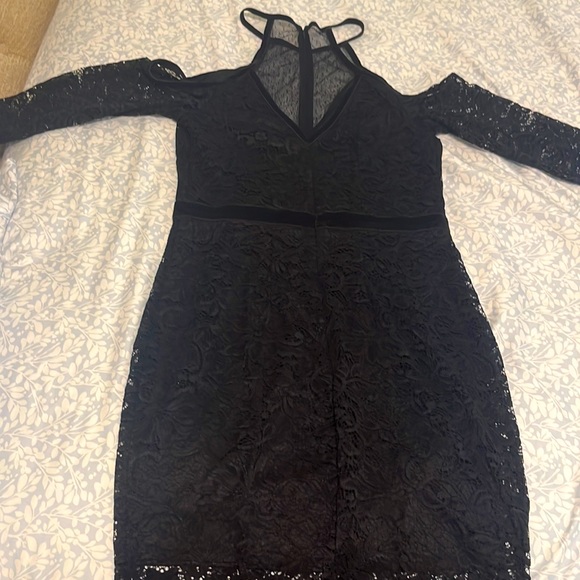Black long sleeve dress - Picture 1 of 5